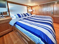 Scuba Scene Double Cabin