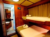 Mermaid II Twin Cabin